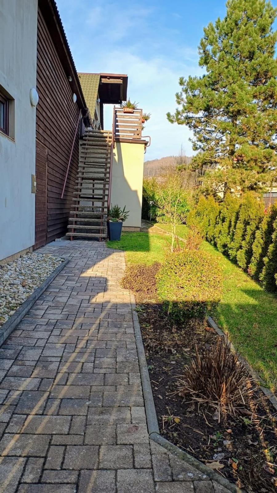 Guest House Sherpa Moravská Třebová Buitenkant foto